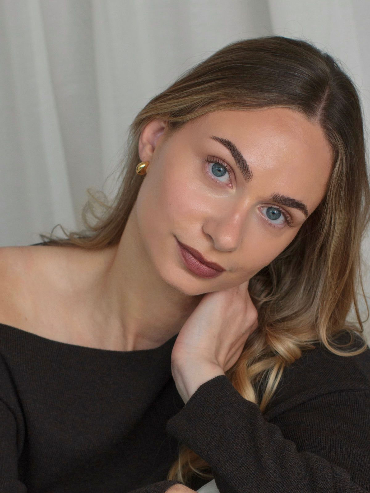 Dome Hoop Earrings - WSOPHIA
