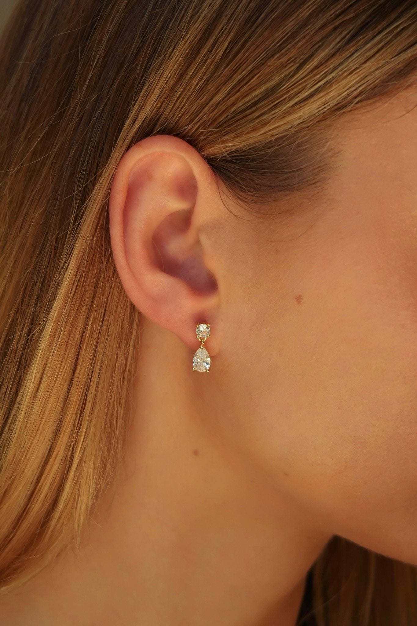 Zirconia Pear Cut Stud Earrings - WSOPHIA