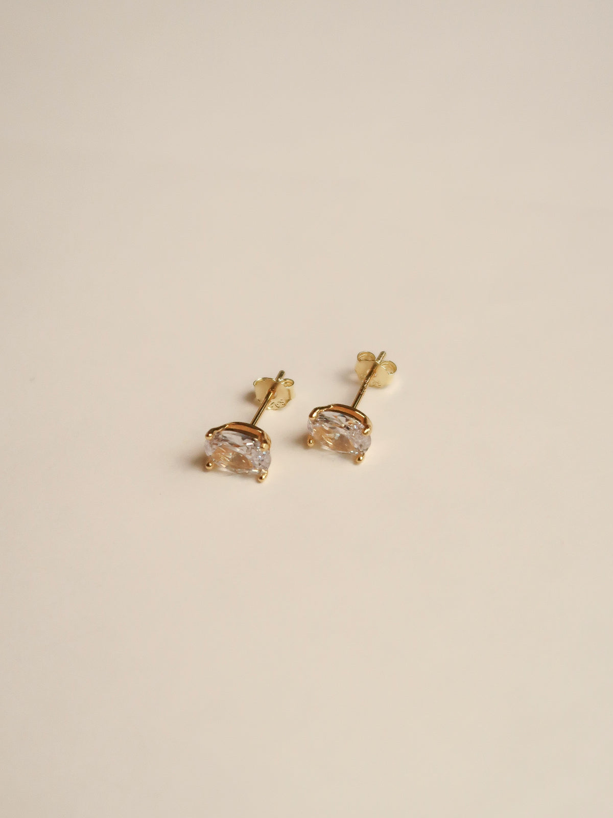 Oval Stud Earrings