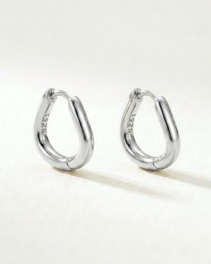 Twisted Small Hoop Earrings - WSOPHIA