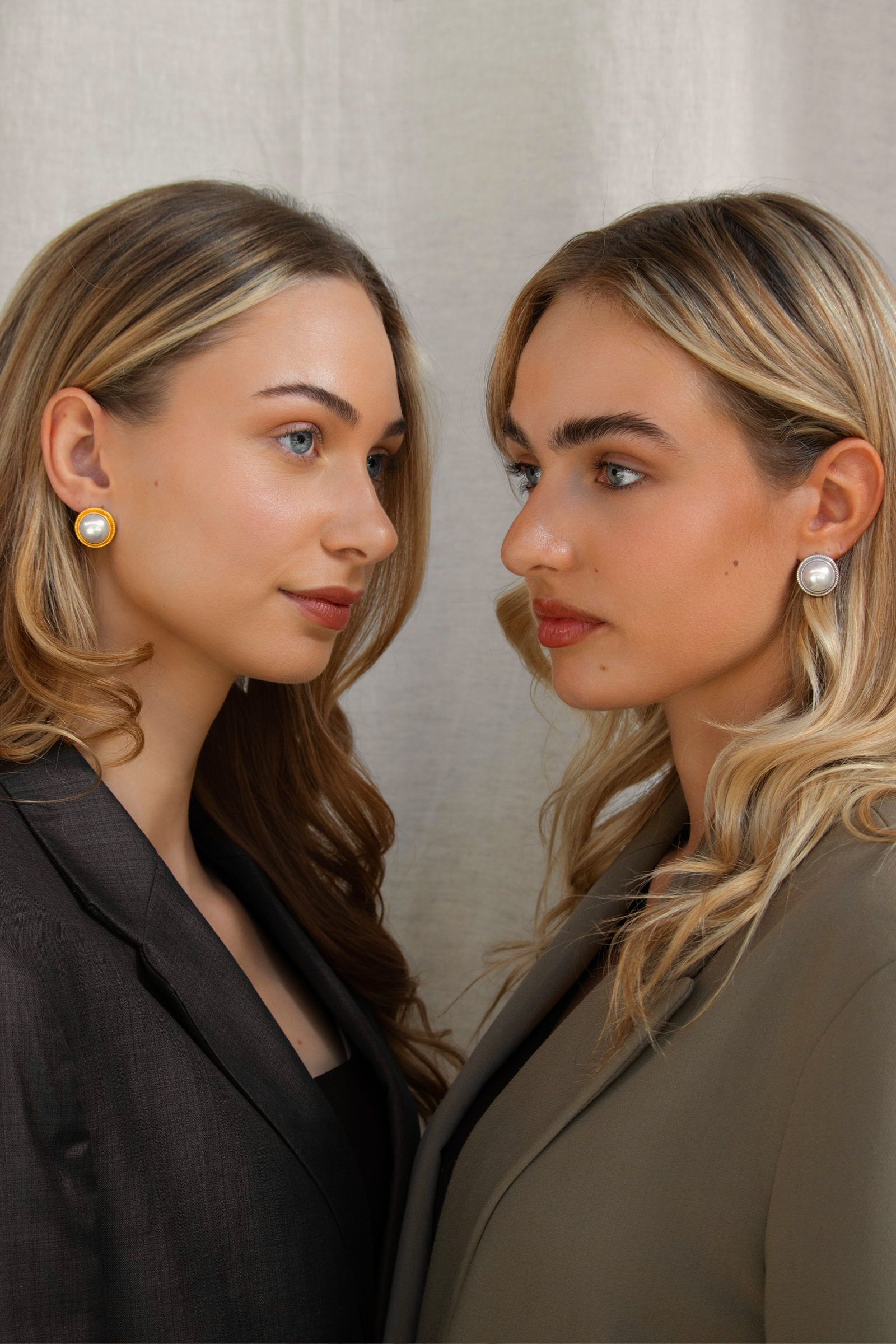 Round Big Pearl Stud Earrings
