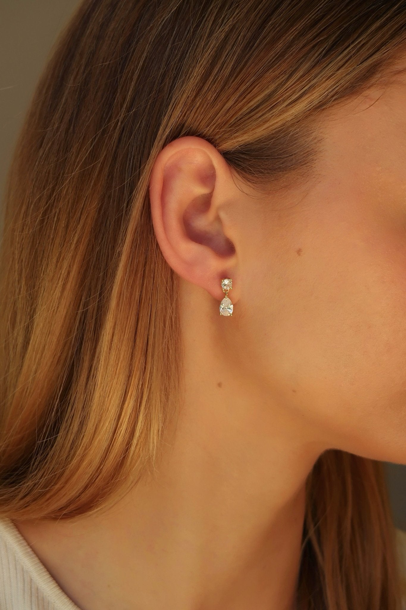 Zirconia Pear Cut Stud Earrings - WSOPHIA