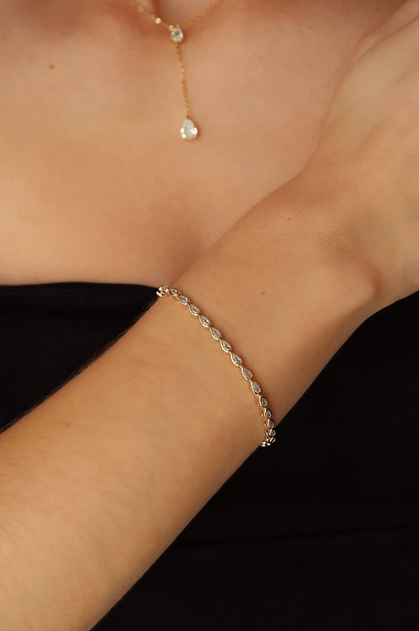 Zirconia Infinite Pear Cut Bracelet - WSOPHIA