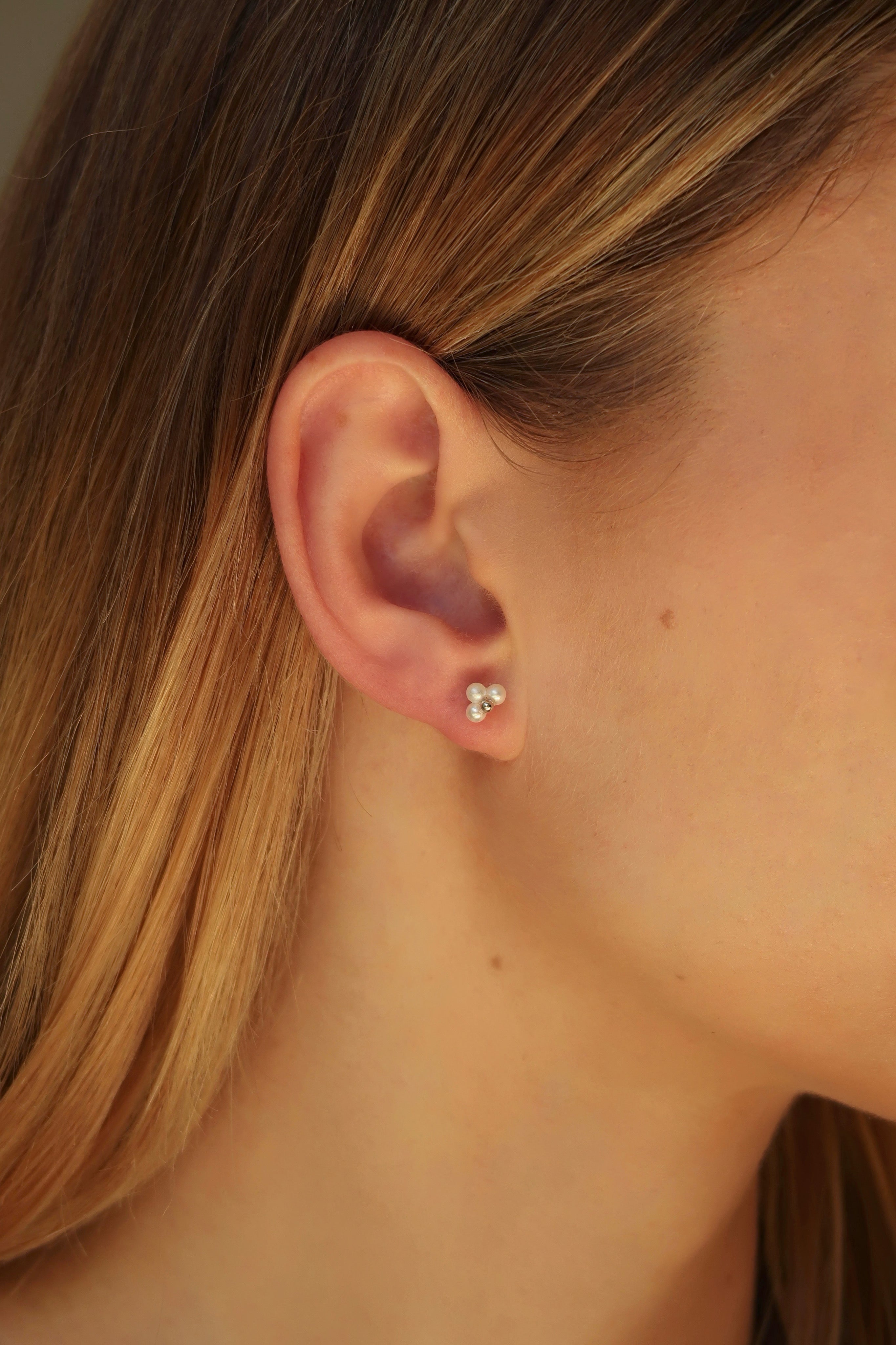 Small Pearl Stud Earrings