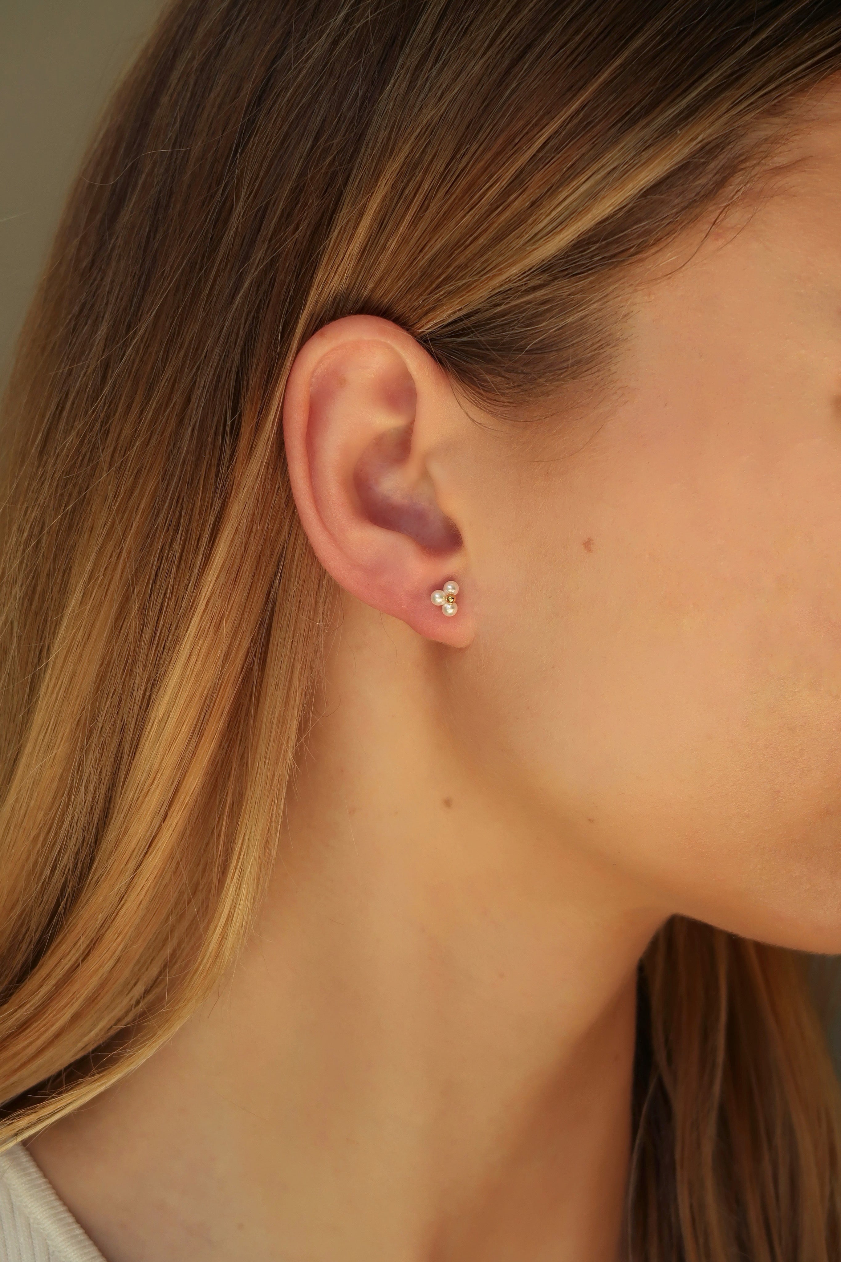 Small Pearl Stud Earrings