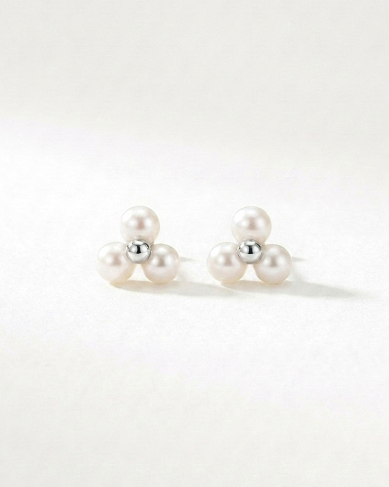 Small Pearl Stud Earrings