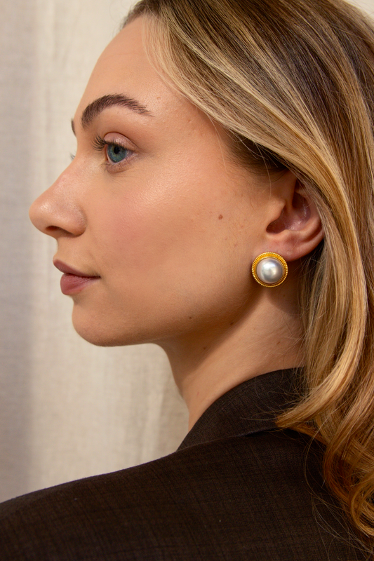 Round Big Pearl Stud Earrings