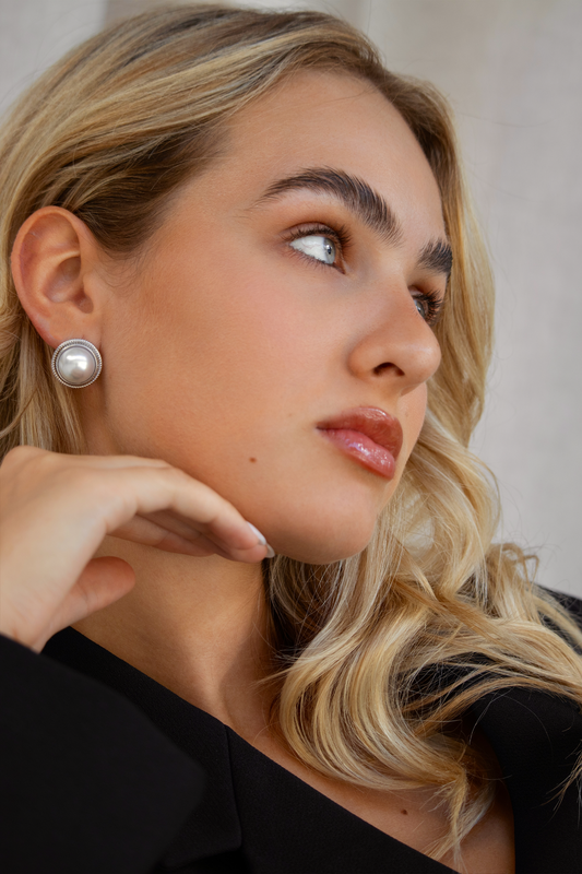 Round Big Pearl Stud Earrings